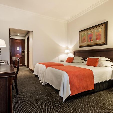 Hotel Alvalade Luanda Extérieur photo