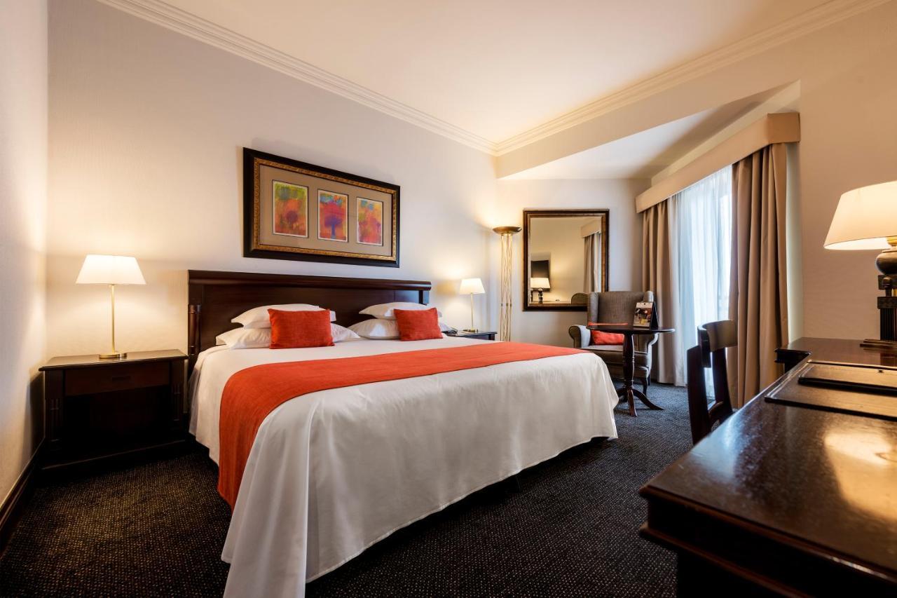 Hotel Alvalade Luanda Extérieur photo