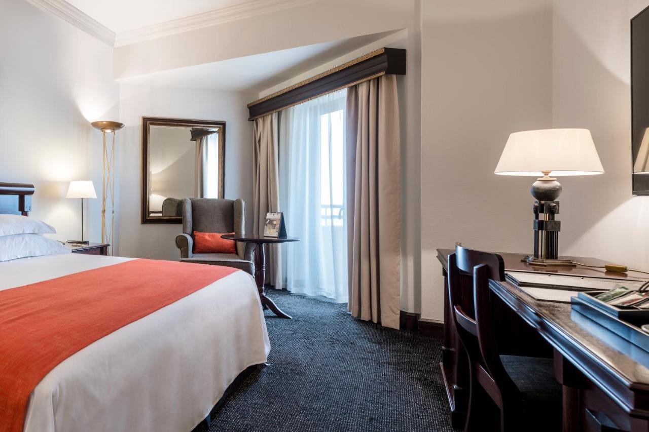 Hotel Alvalade Luanda Extérieur photo