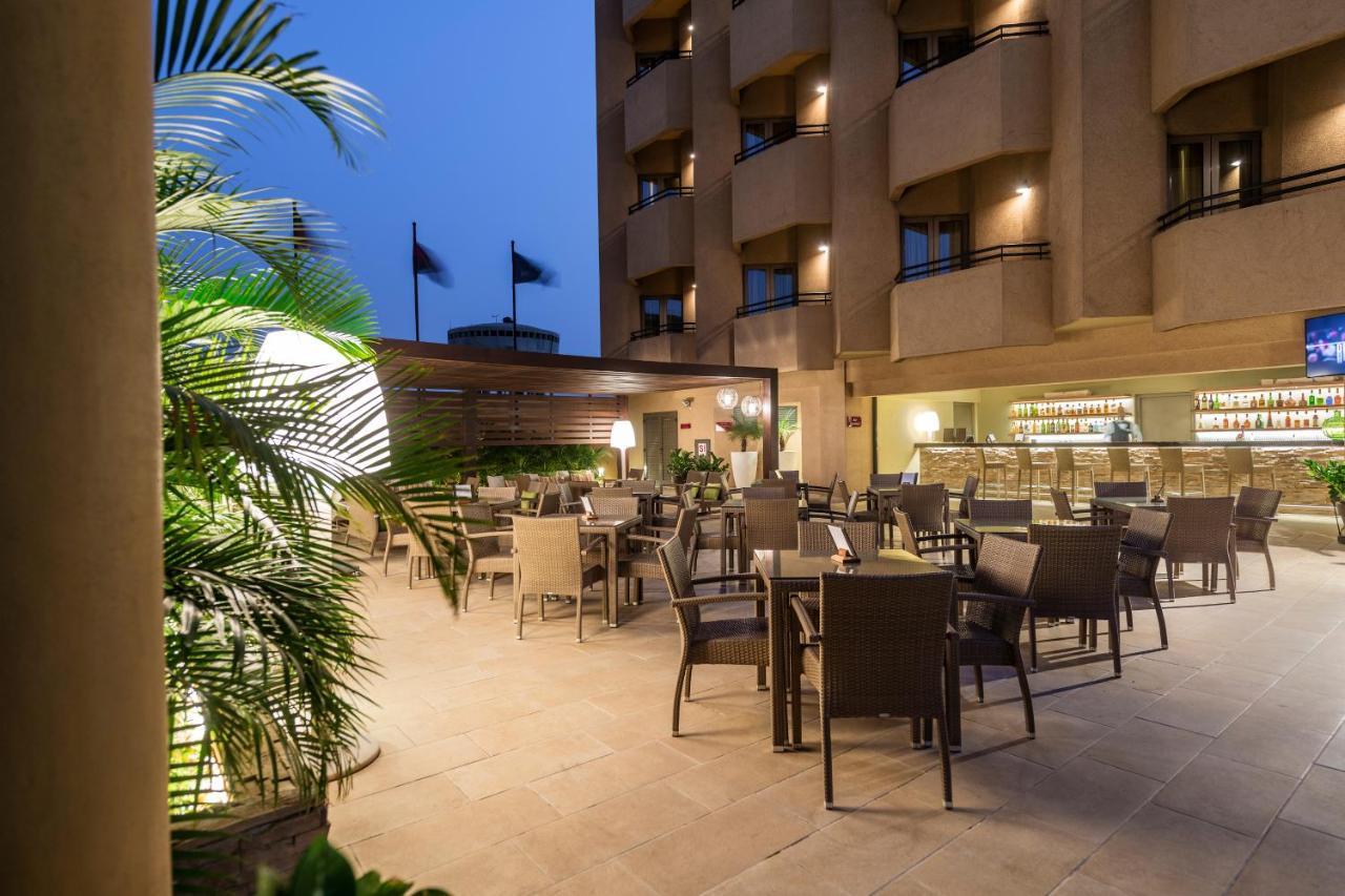 Hotel Alvalade Luanda Extérieur photo