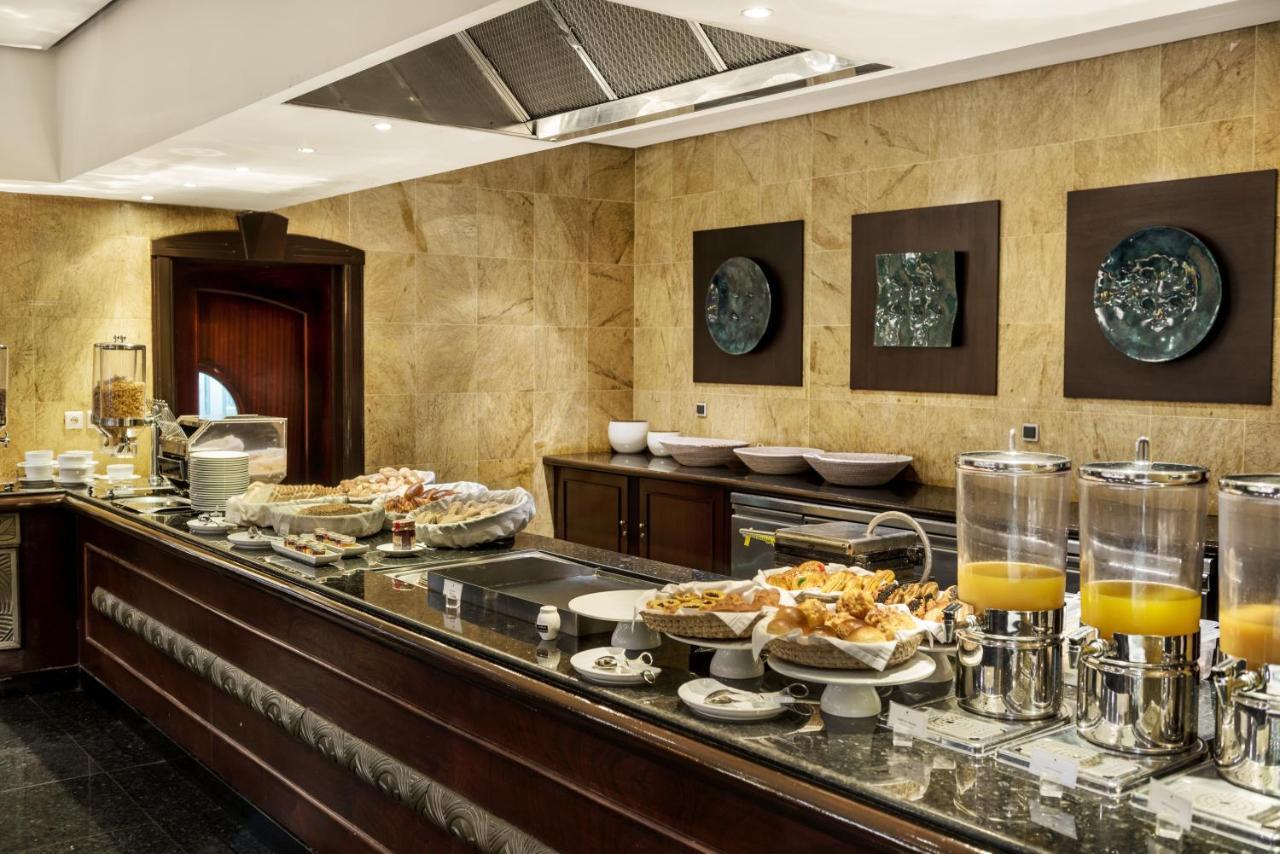 Hotel Alvalade Luanda Extérieur photo