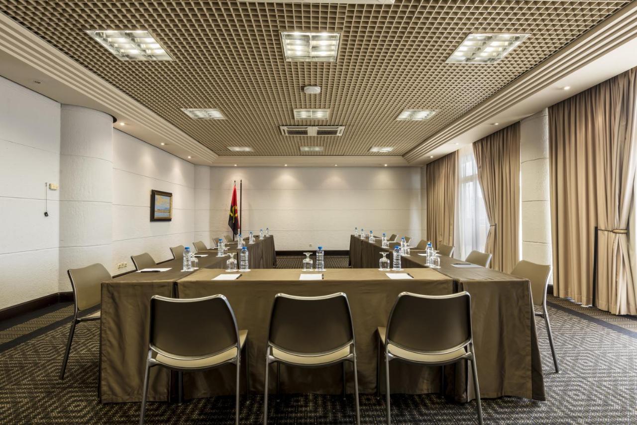 Hotel Alvalade Luanda Extérieur photo