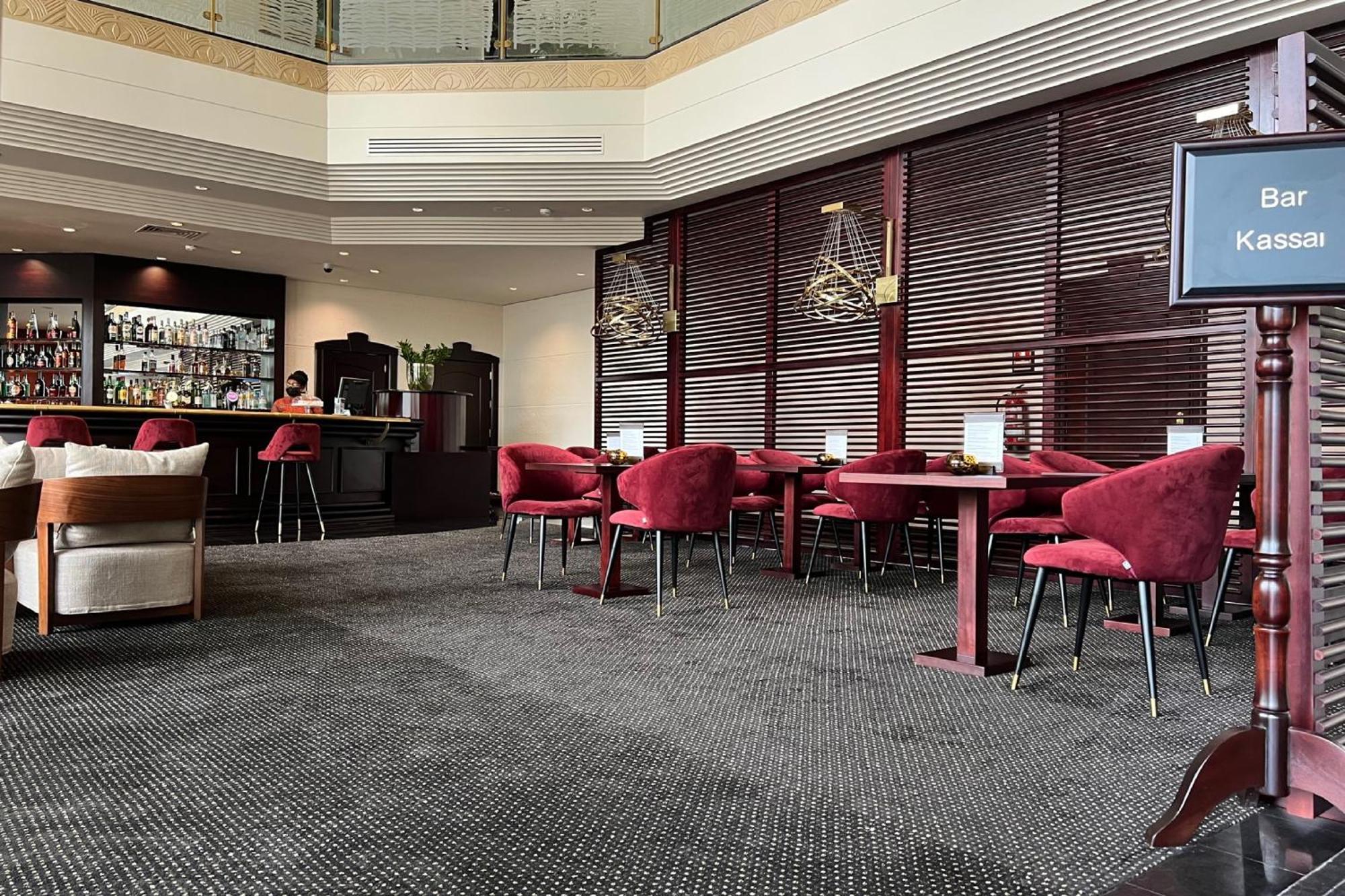 Hotel Alvalade Luanda Extérieur photo