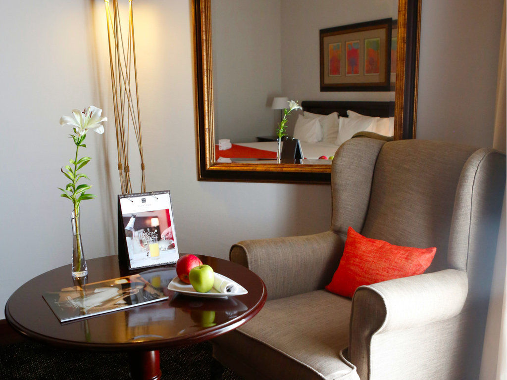 Hotel Alvalade Luanda Extérieur photo